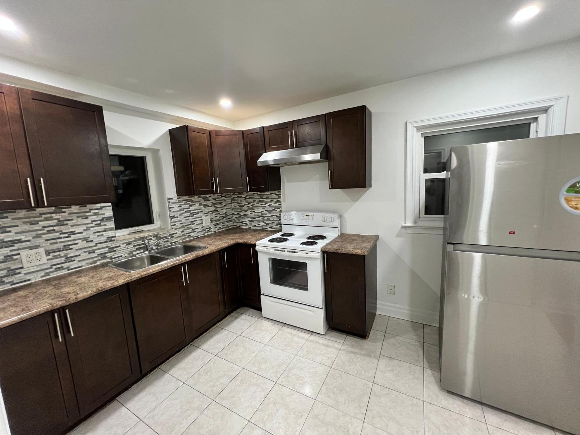 #1 Convvy-Nient Residence! تورونتو المظهر الخارجي الصورة